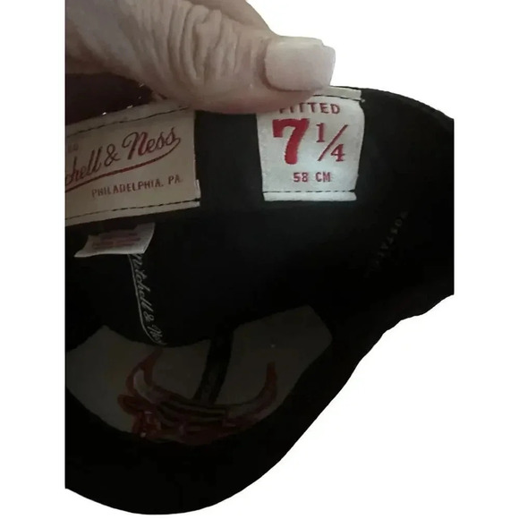 Mitchell & Ness Men's Chicago Bulls One Size - Picture 3 of 6